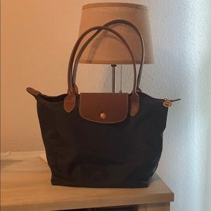 Longchamp medium tote